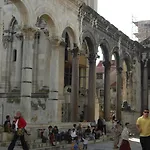 Peristil Hotel Split
