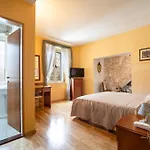 Hotel Peristil