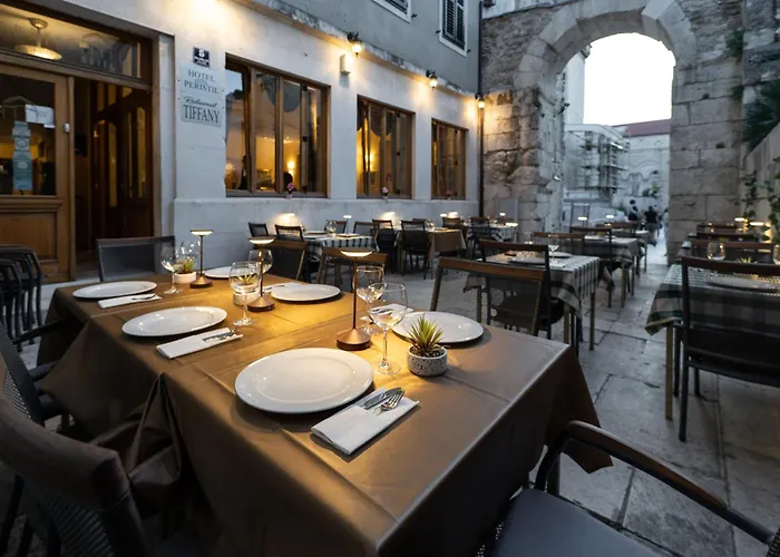 Peristil Hotel Split