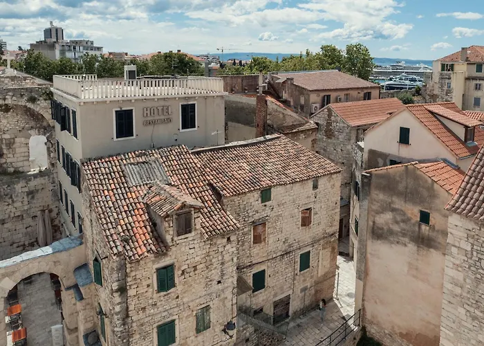 Peristil Hotel Split