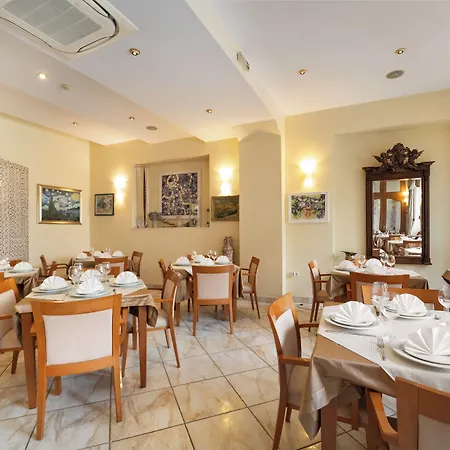 Peristil Hotel